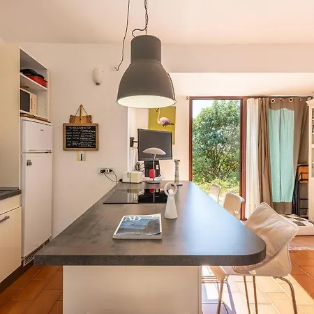 Domus Moon With Sea View דירה *