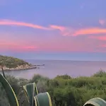 Domus Moon With Sea View 维拉西米乌斯
